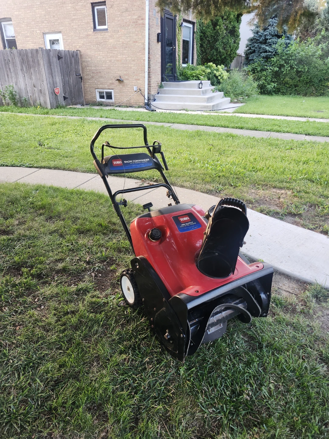 Toro Snow Commander Snow Blower