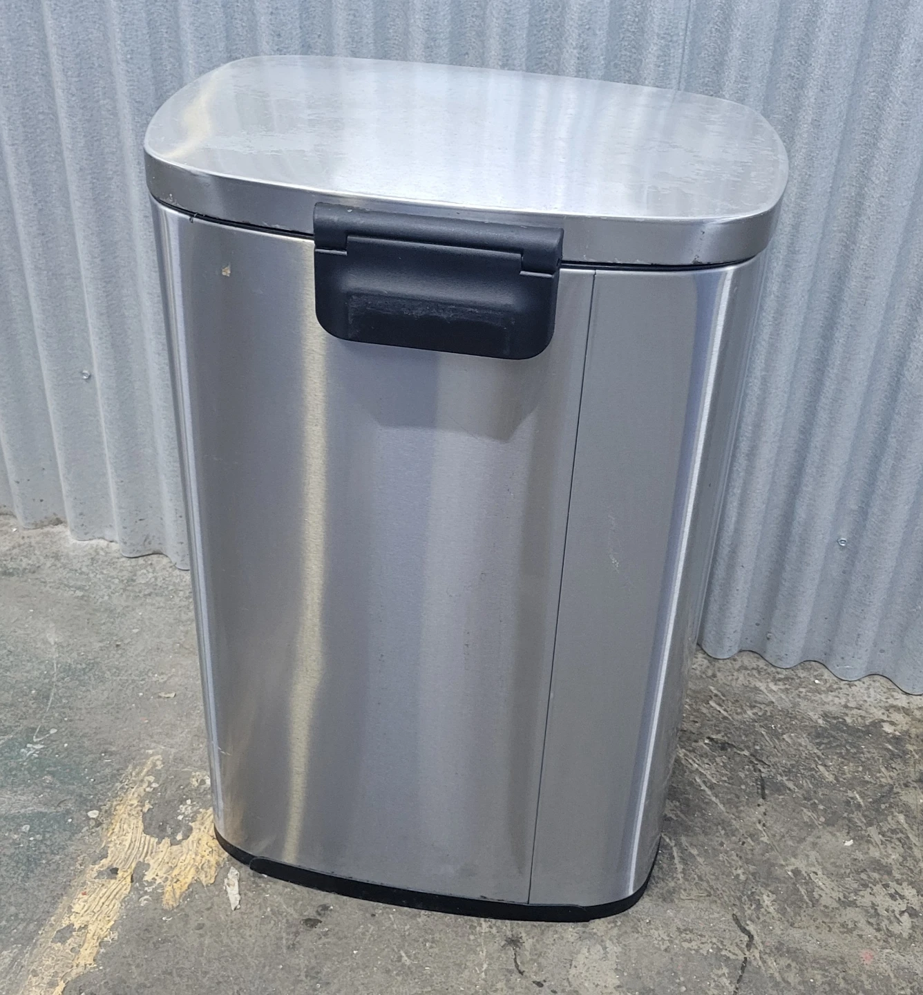 Big Stainless Steel Step Trash Can - photo 2