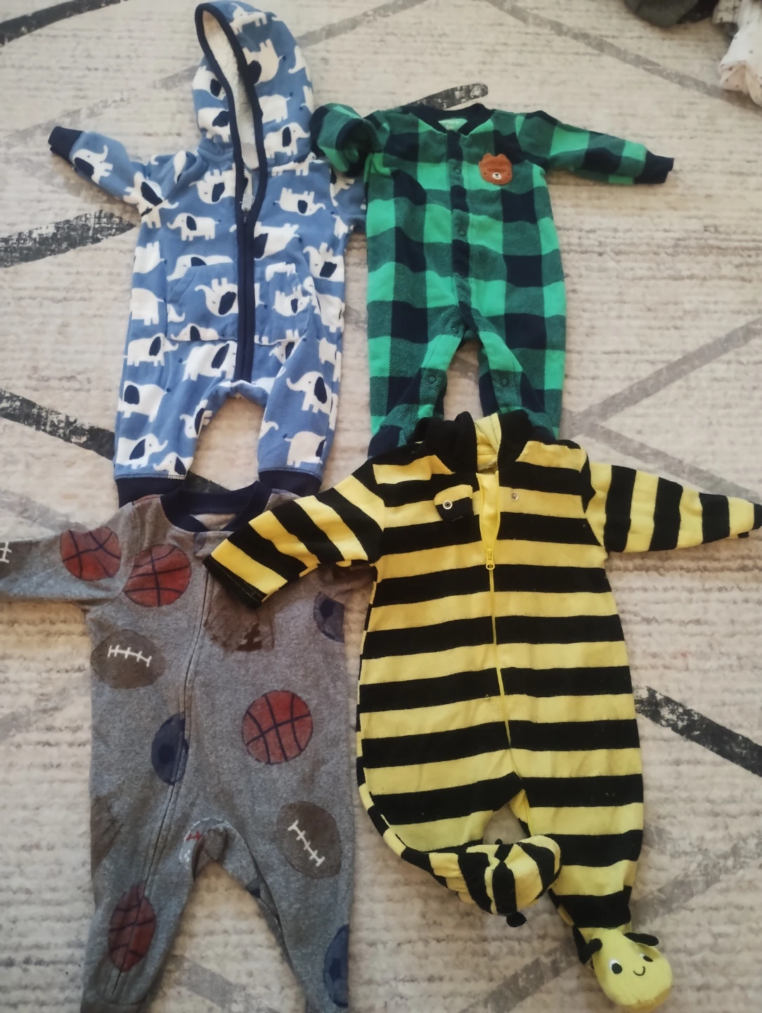 Kids mixed clothes bundle 0-3 and 3 months - photo 5