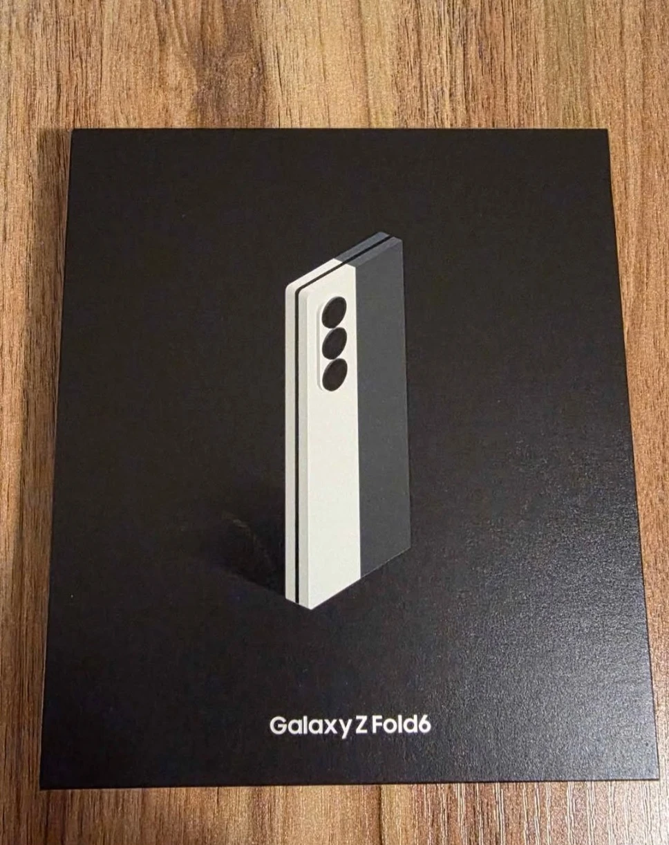 Samsung Galaxy Z Fold6 White