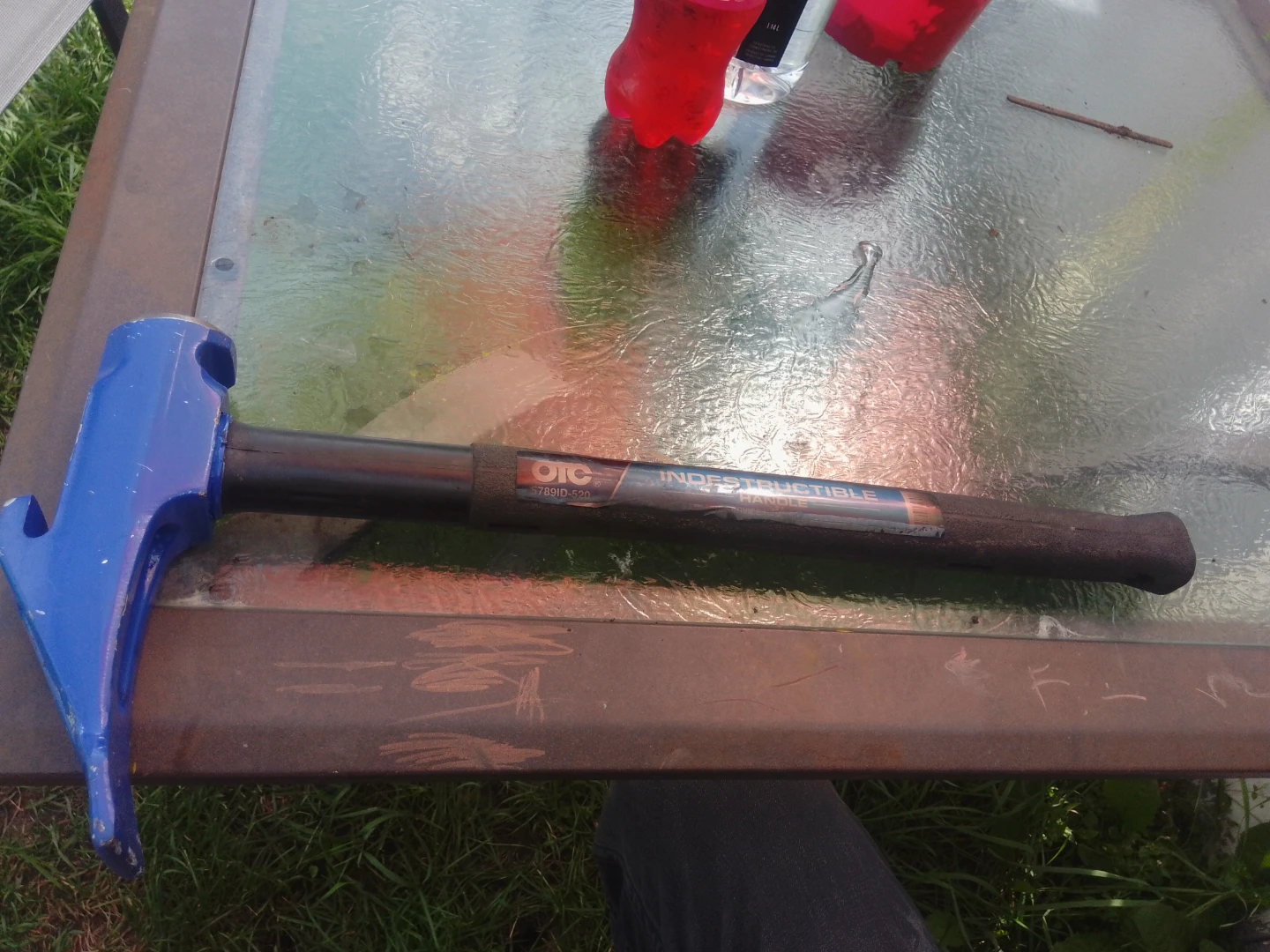OTC Indestructible Handle Sledge Hammer