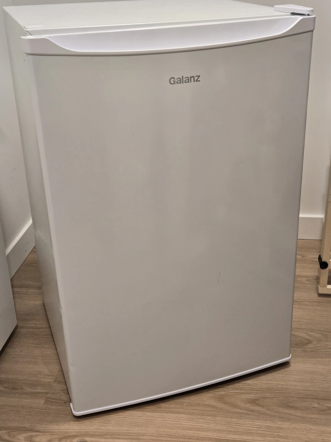 Galanz Compact Freezer