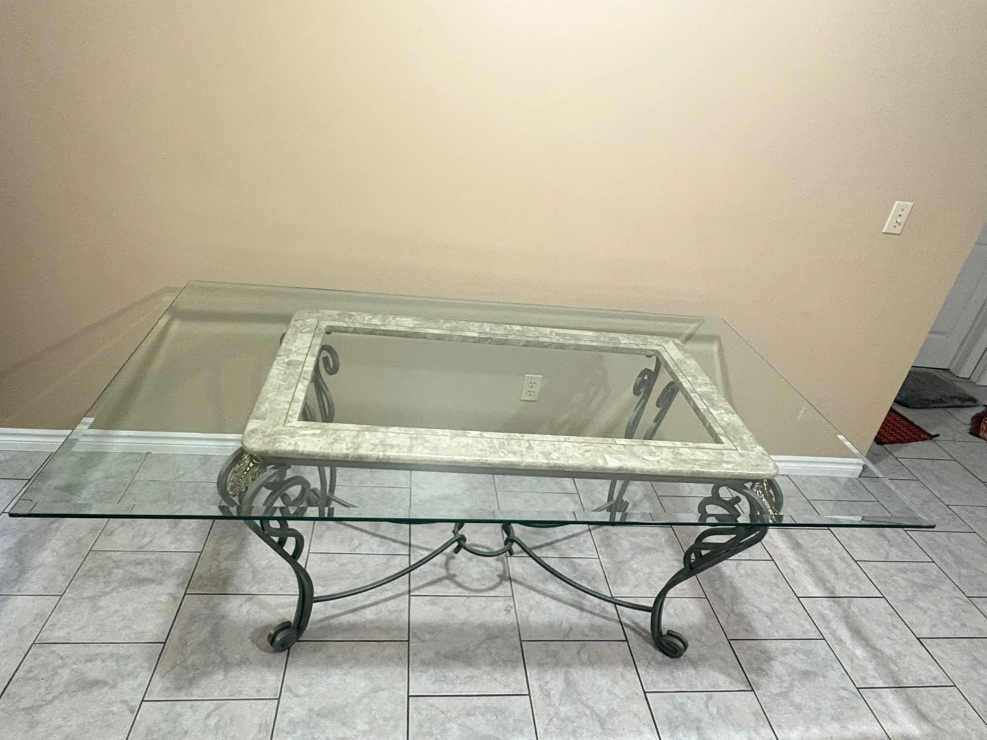 Dining table - photo 4