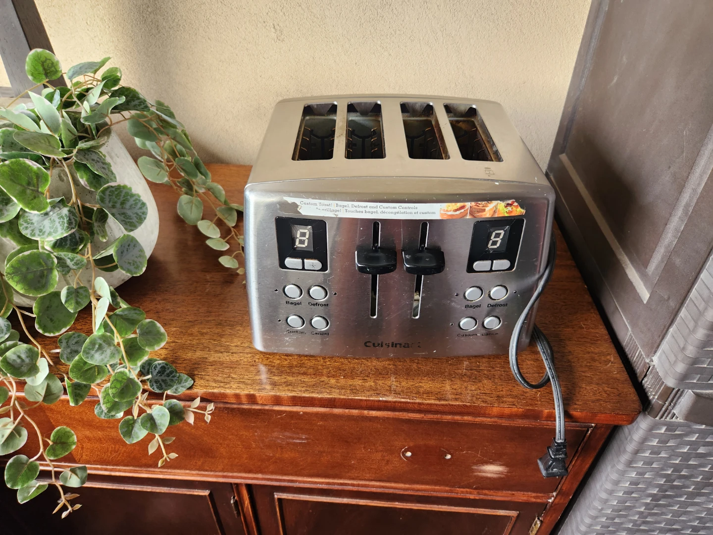 Cuisinart 4-Slice Toaster - photo 2