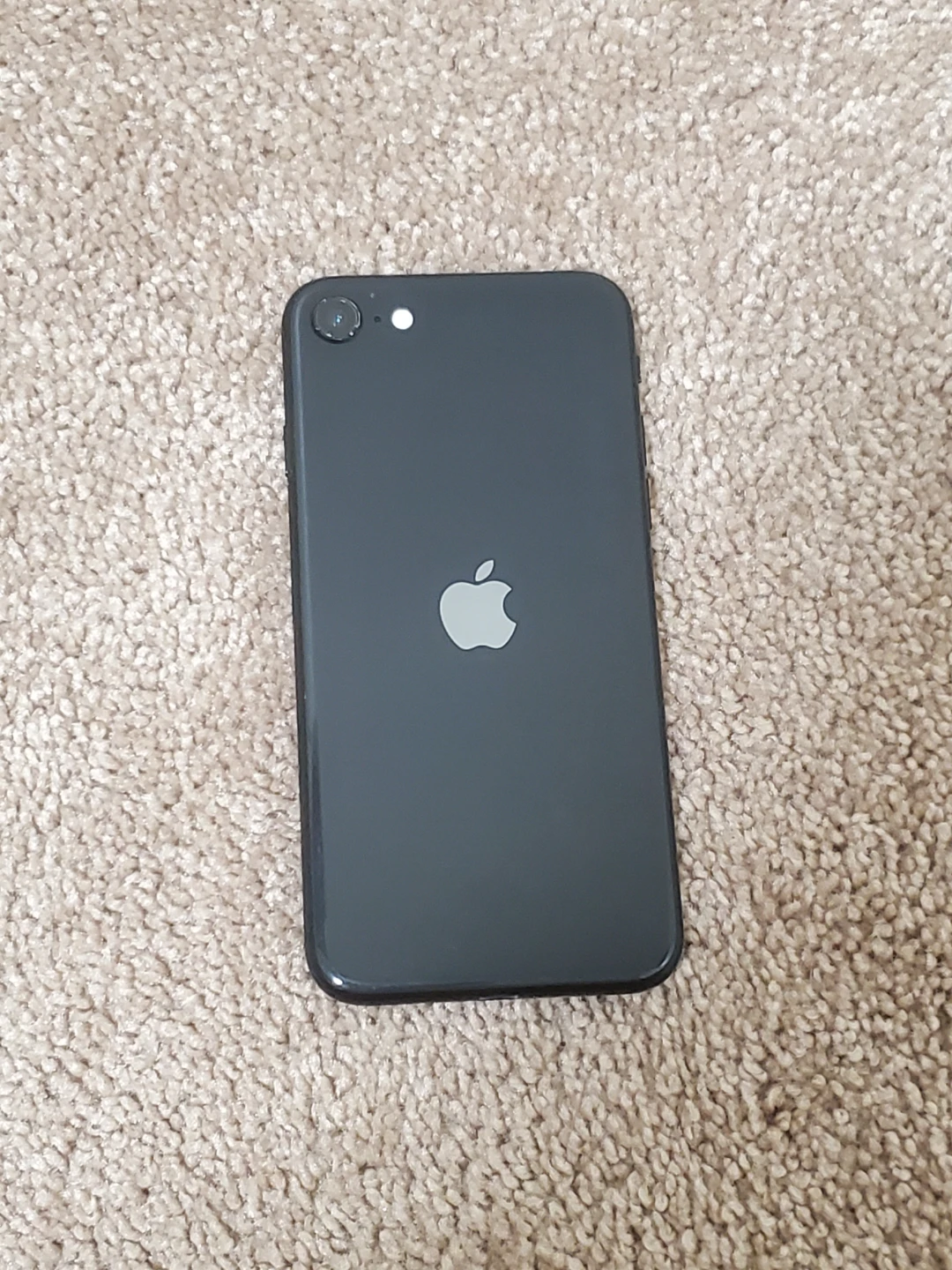 Apple iPhone SE (2nd Gen) - 64GB - Black - photo 4