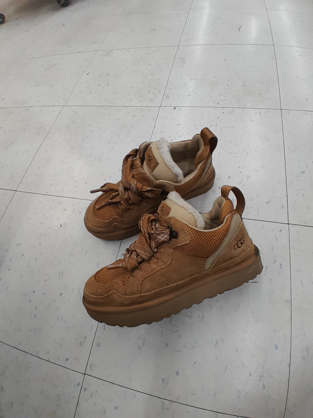UGG Women's Brown Suede Cozy Sneakers Size 8