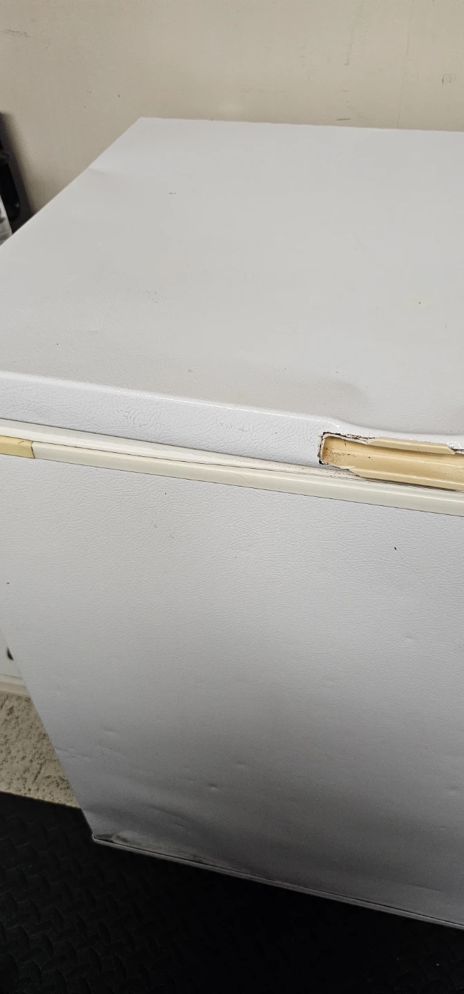 Kenmore White Chest Freezer - photo 2