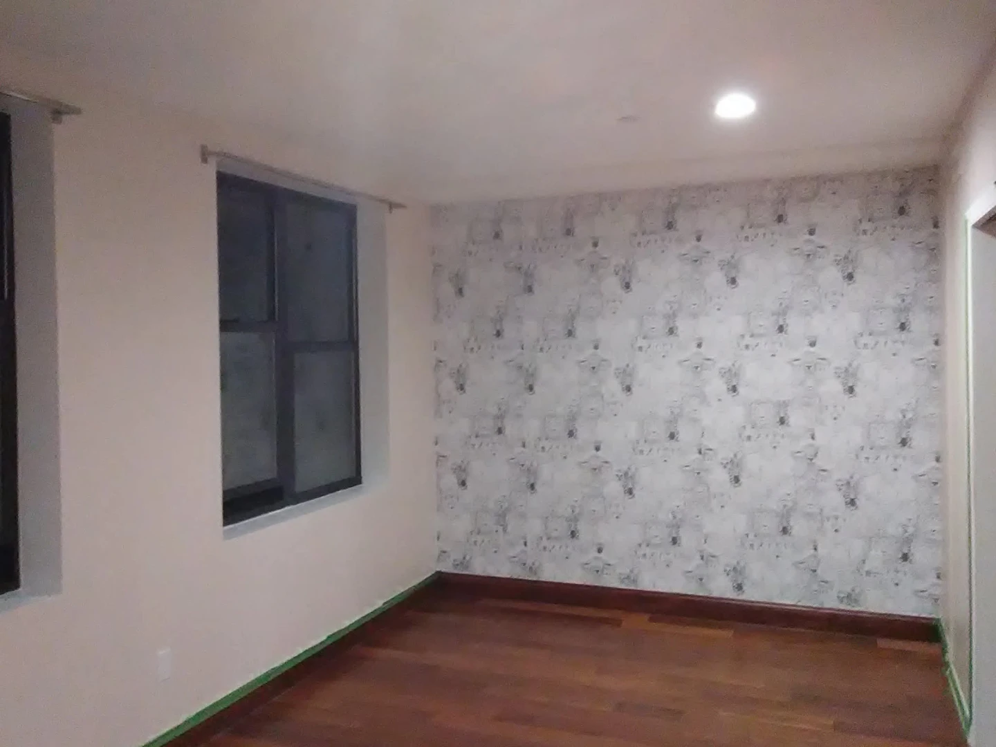 Do you need a room Painted? - photo 2