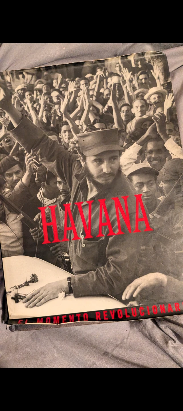 La Habana Photographs by Burt Glinn book