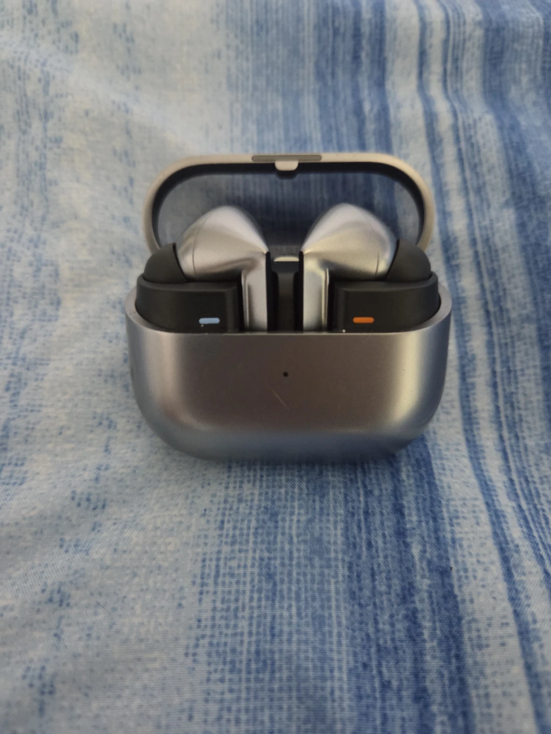 Samsung galaxy buds 3 pro - photo 2