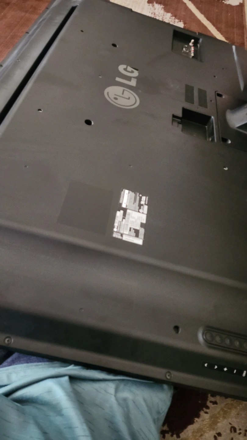 Broken lg tv every time good screen no damage nothing - photo 3