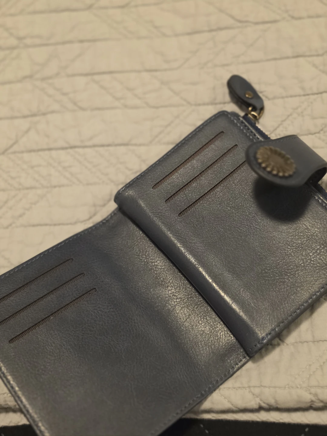 Blue bifold wallet with floral snap button - photo 2