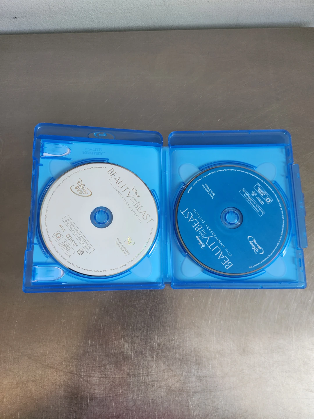 Disney Beauty and the Beast 25th Anniversary Edition Blu-Ray - photo 4