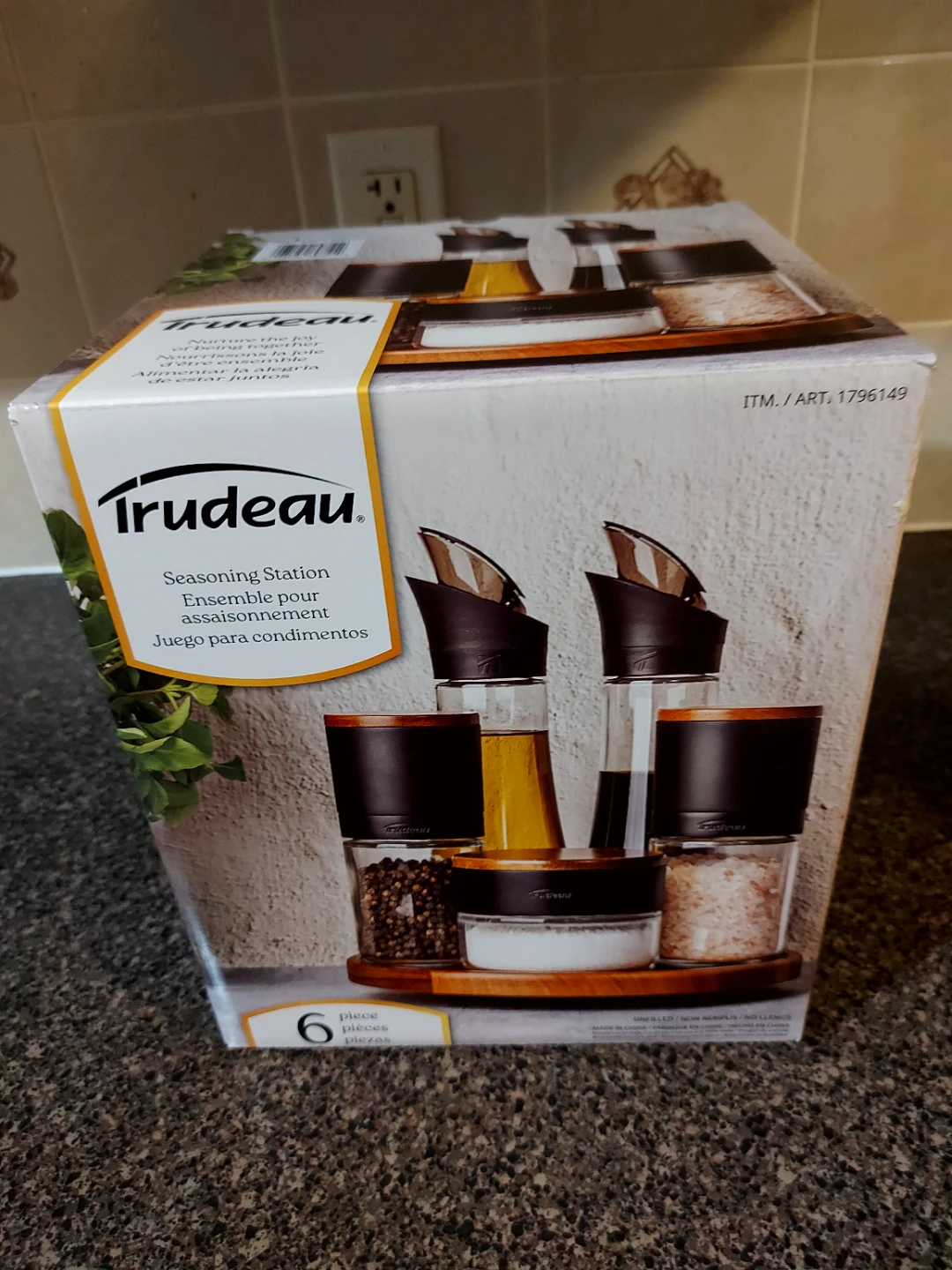 New Trudeau 6pc seasoning station - photo 2