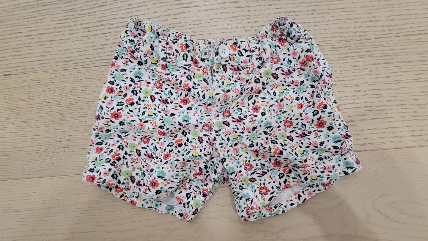 Girls cute summer shorts 7 to 8 years old