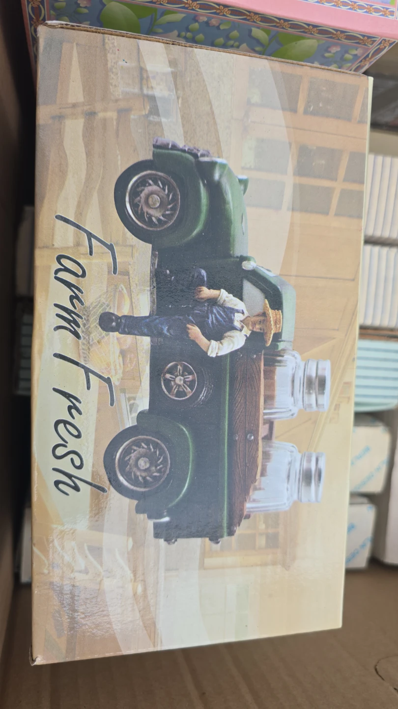 Farm Fresh Green Truck Salt and Pepper Shaker Set - photo 3