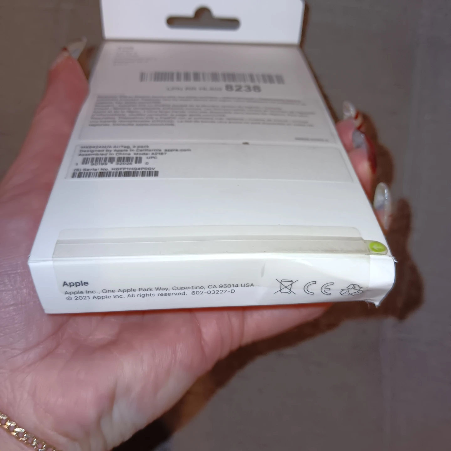 Apple AirTag 4 pack New - photo 3