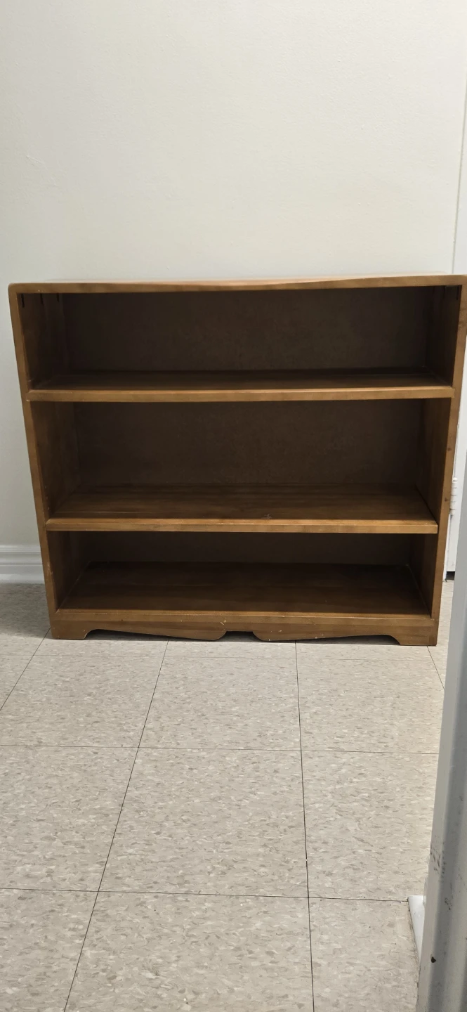 Wooden Bookshelf - photo 4
