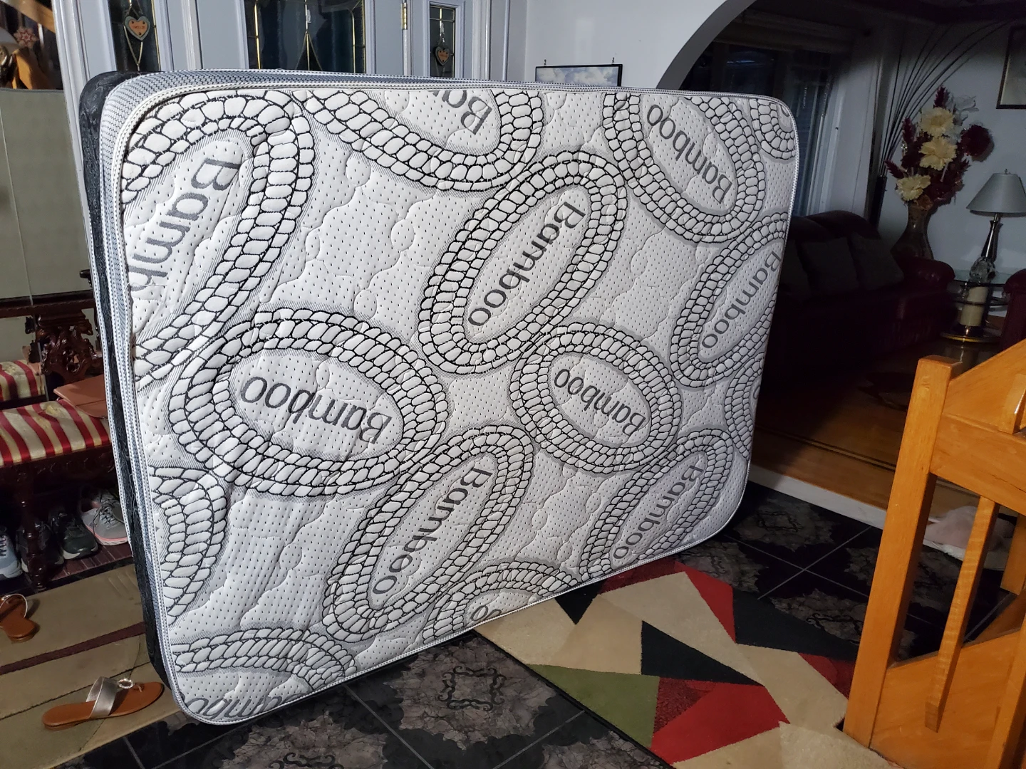 Like new Queen sized Pillow top mattress