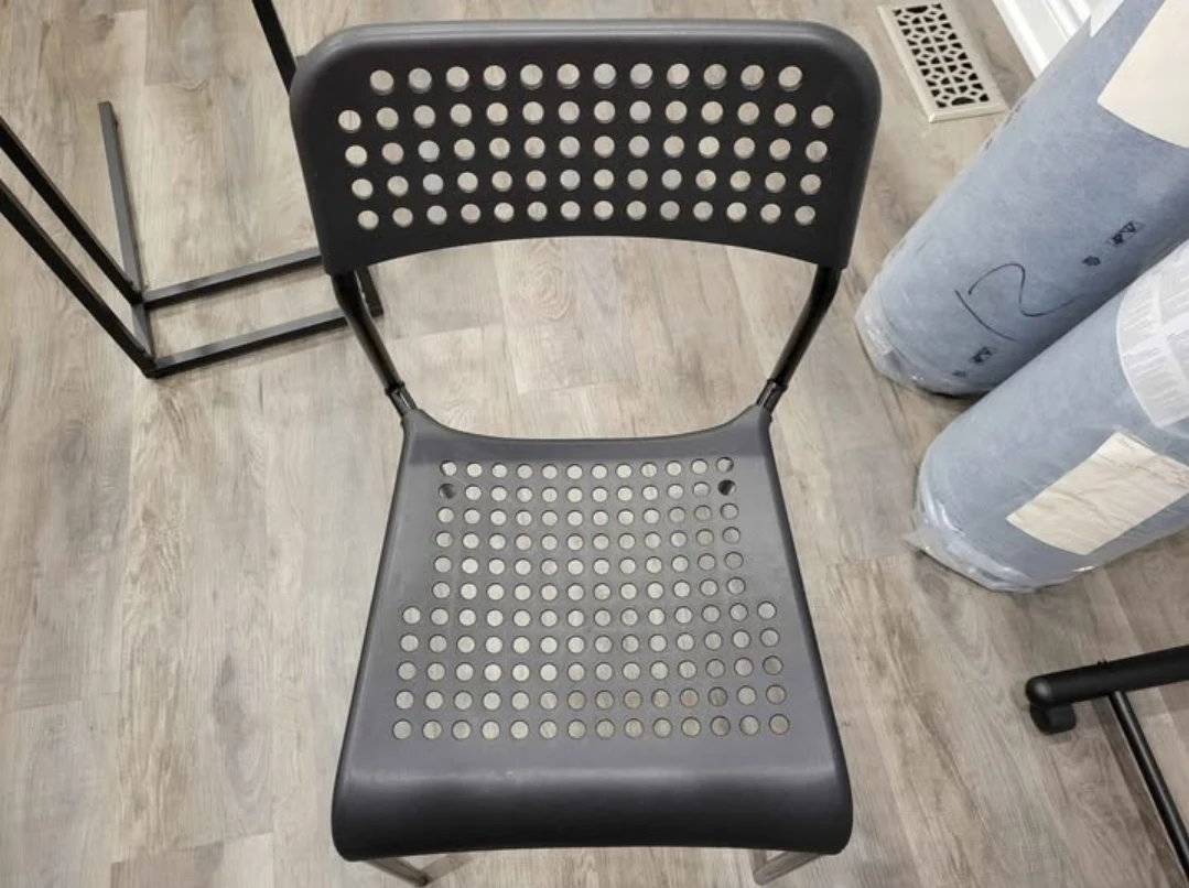 $15 each Chair - photo 3