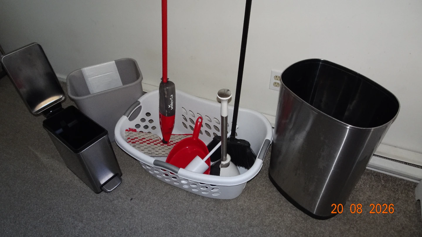 Vileda Spray Mop and Cleaning Tools - photo 4