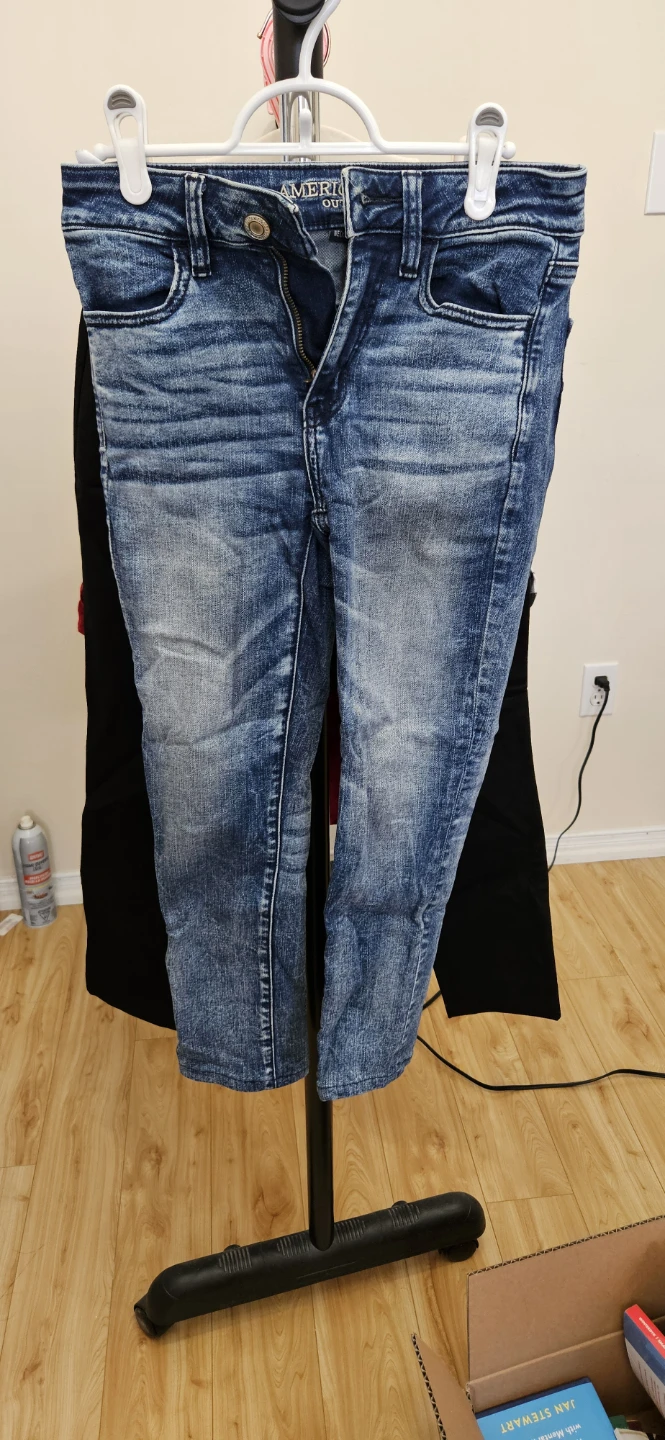 American Eagle Blue Wash Jeans - photo 2