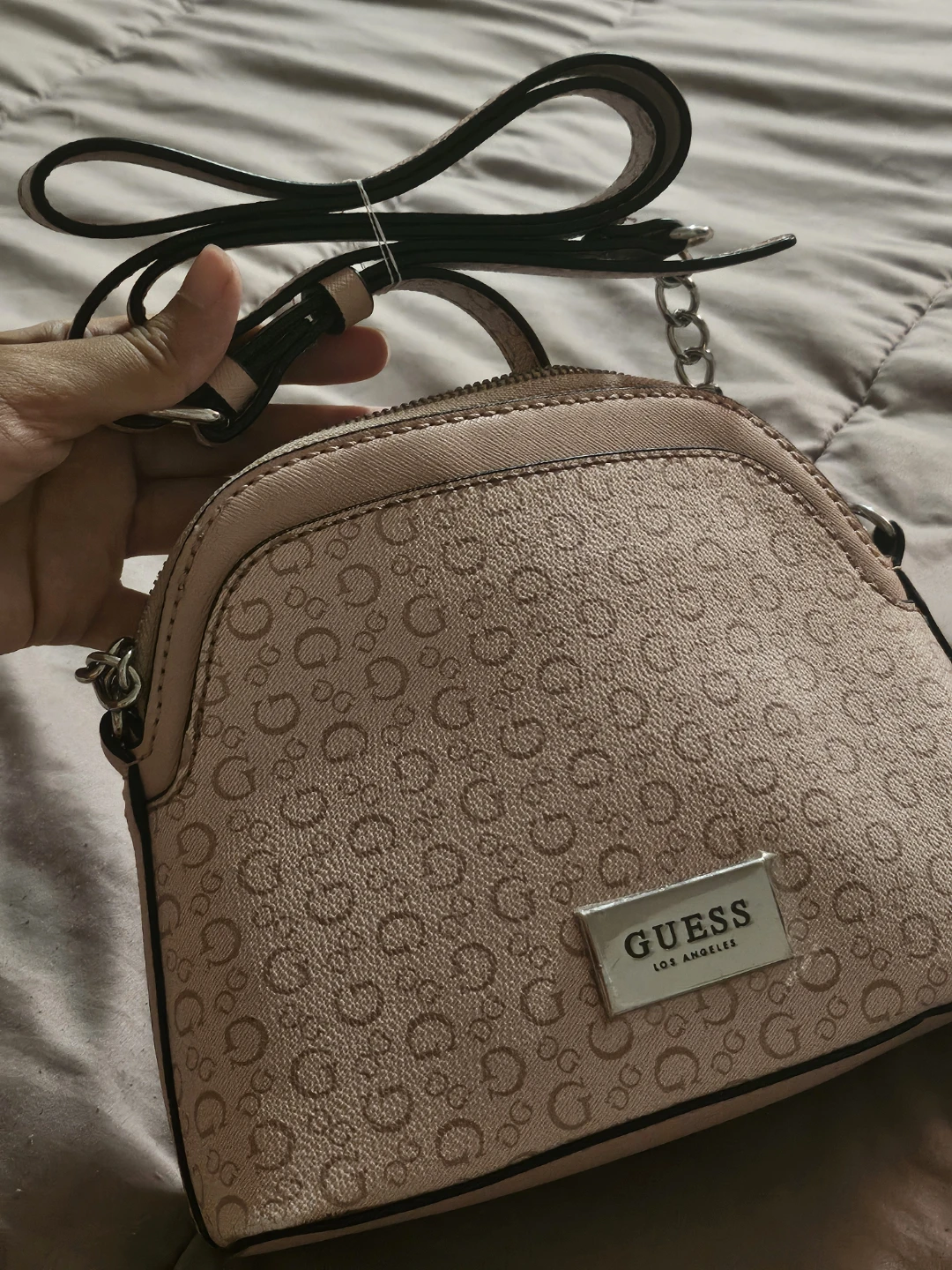 Authentic GUESS Los Angeles Pink Monogram Dome Crossbody Bag - photo 2