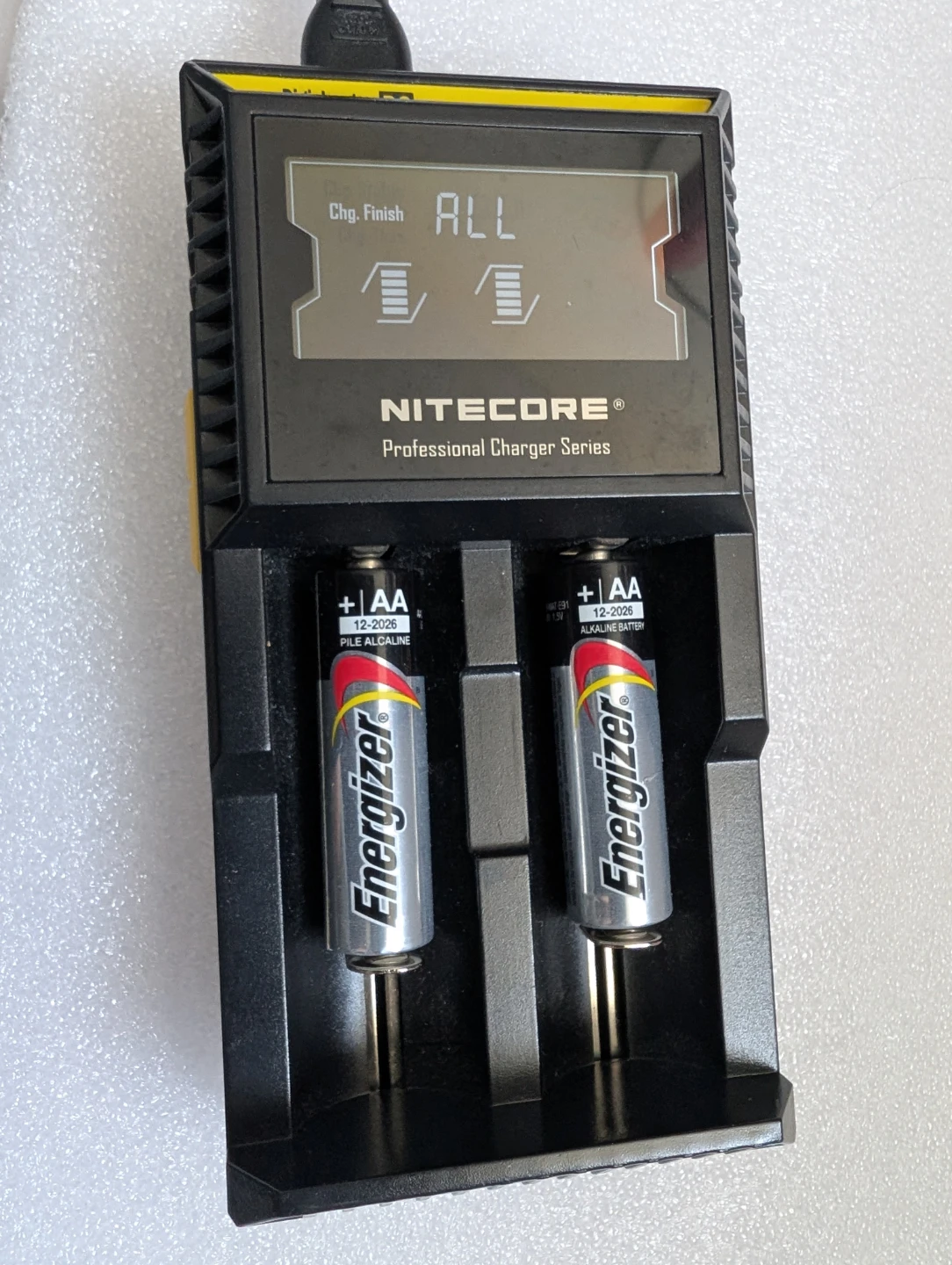 Nitecore D2 Digicharger - photo 5