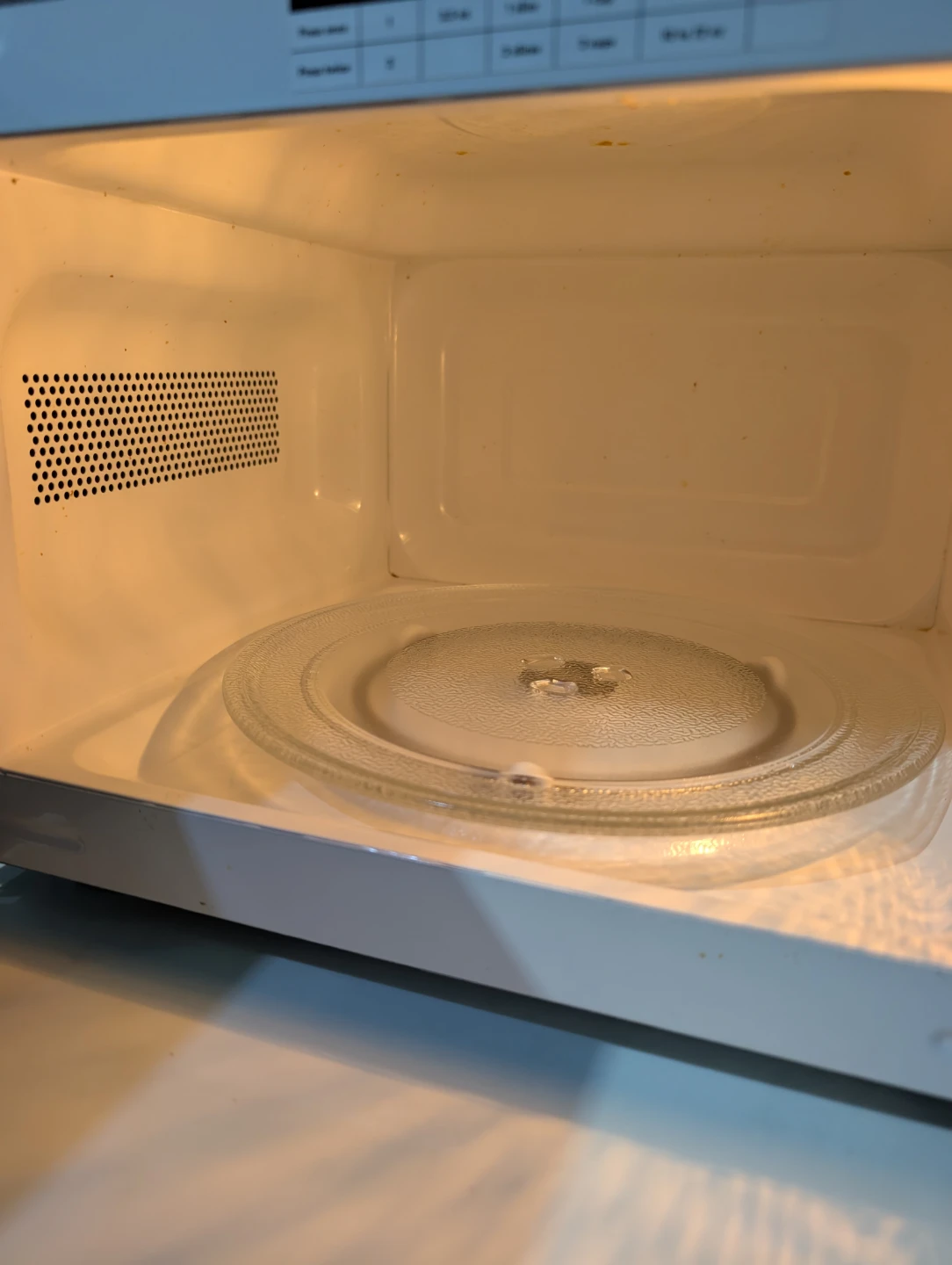 Kenmore Microwave - photo 2