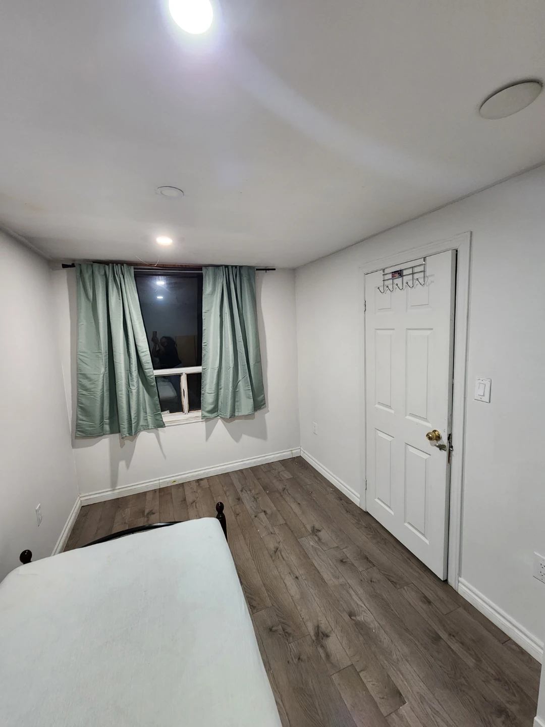 Private Furnished Room - photo 3