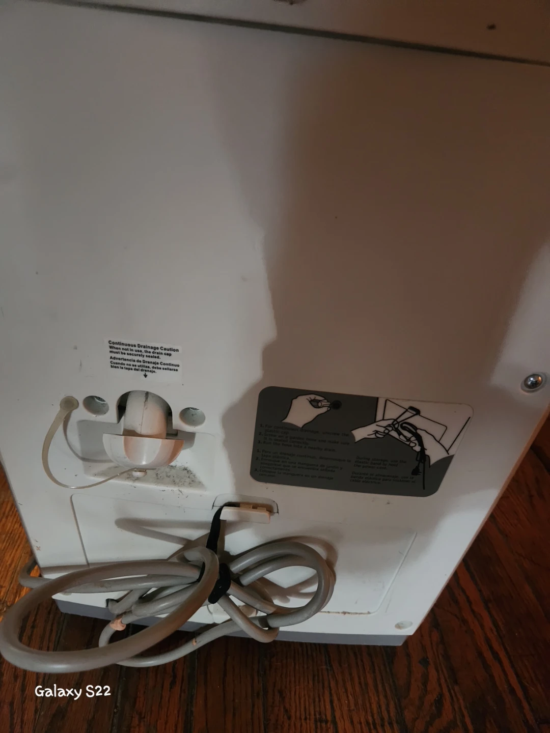 Frigidaire portable dehumidifier - photo 3