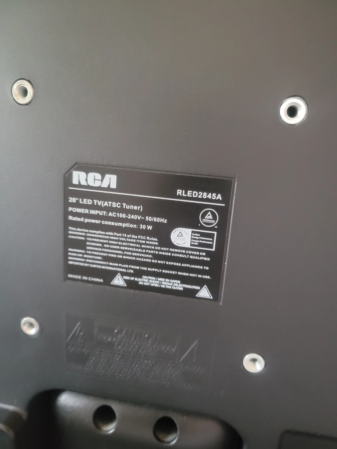 RCA 28 inch LED TV - photo 4