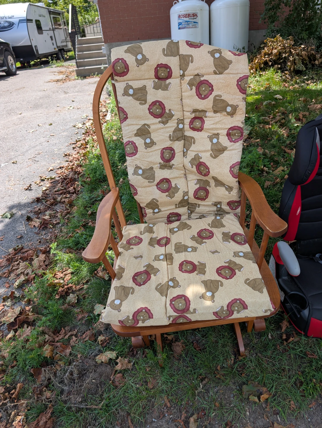 Wooden Rocking Chair with Teddy Bear Print Cushion