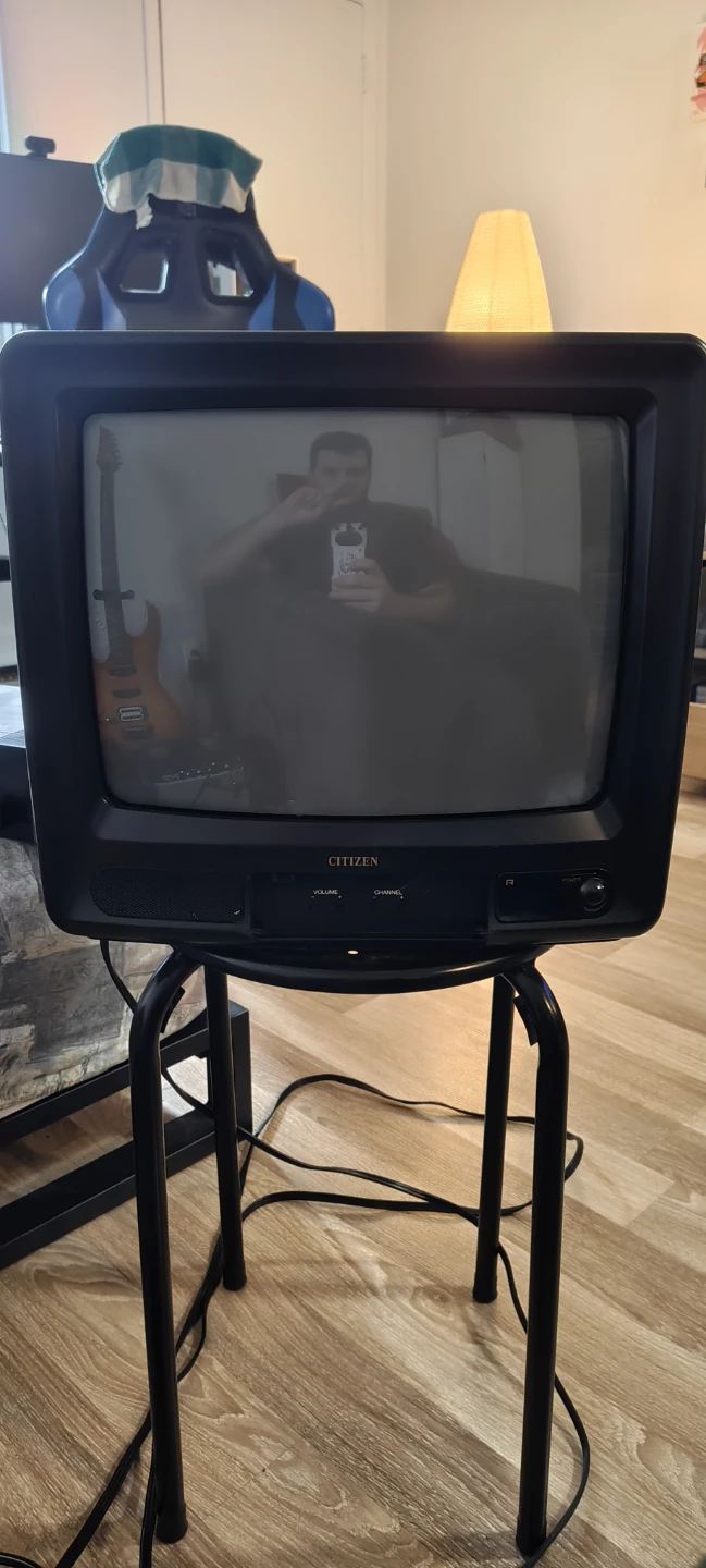 13" CRT TV - photo 2