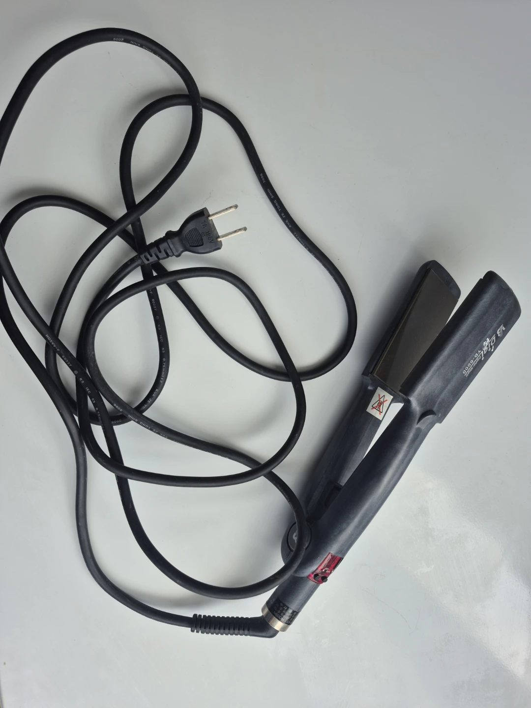 Vdigi YB-6000 Digital Magic Hair Straightener