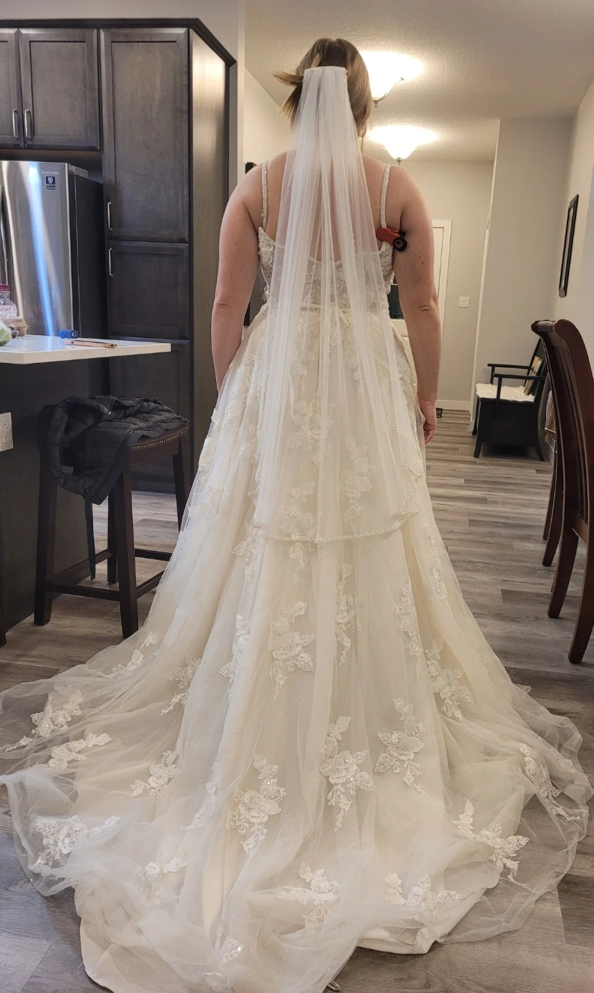 Oleg Cassini   ivory stone wedding dress - photo 3