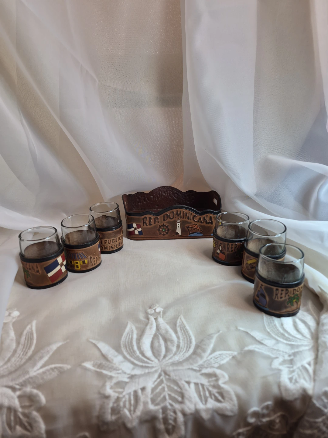 Set of 6 Dominican Republic Leather Holder Shot Glasses - photo 5