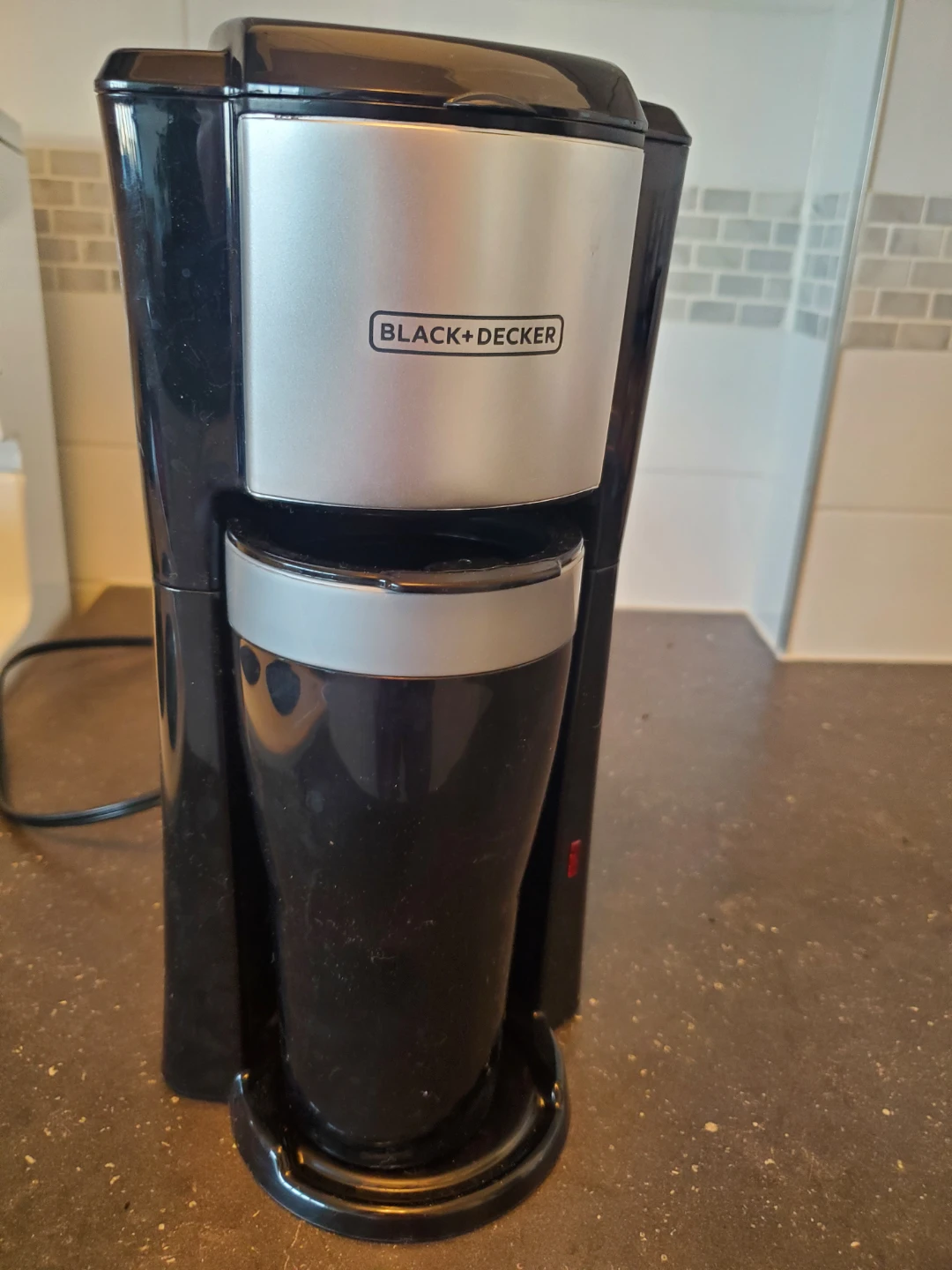 Black+Decker Single Serve Coffee Maker with Travel Mug - photo 2