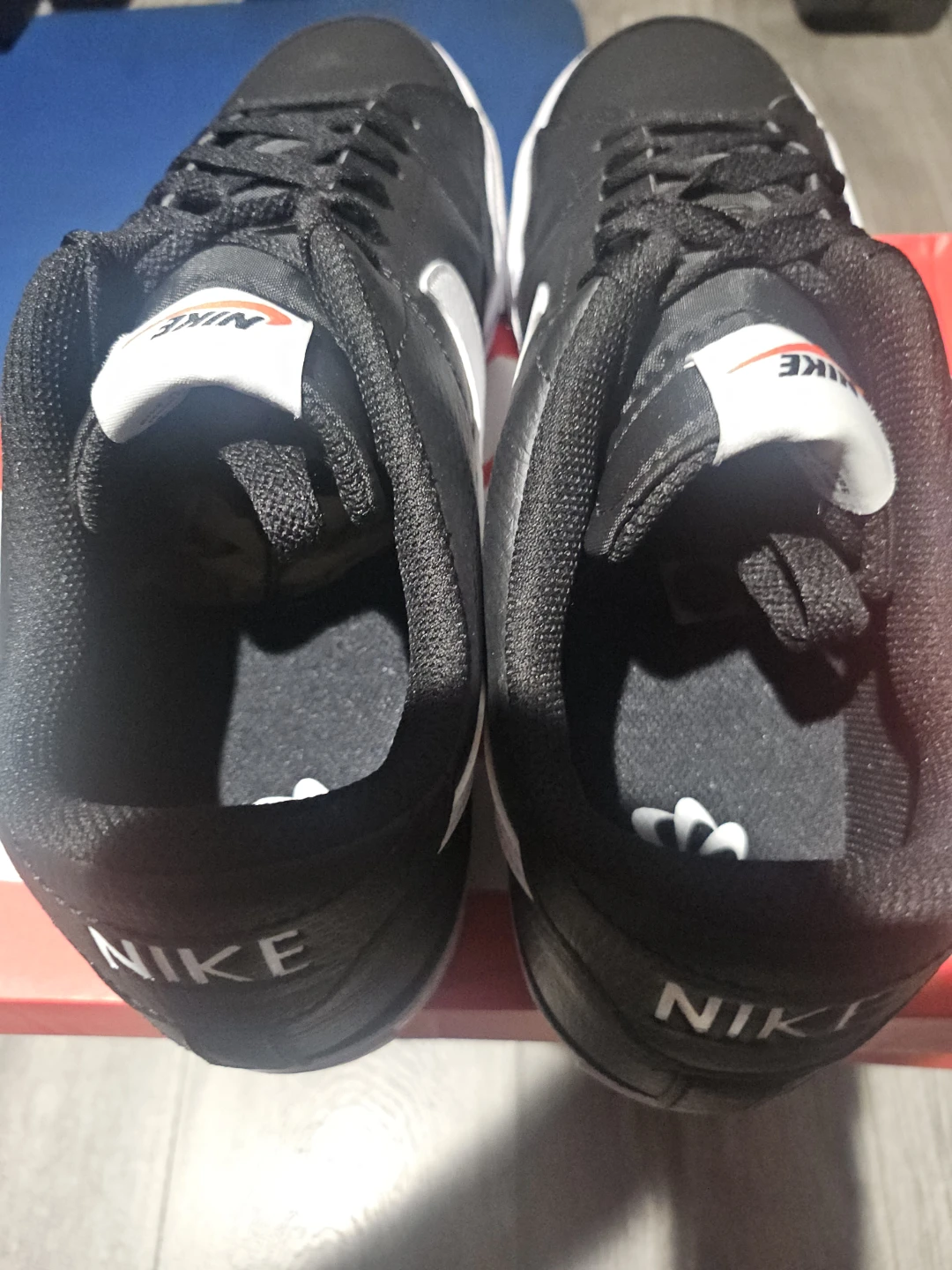 Nike Black Sneakers - photo 4