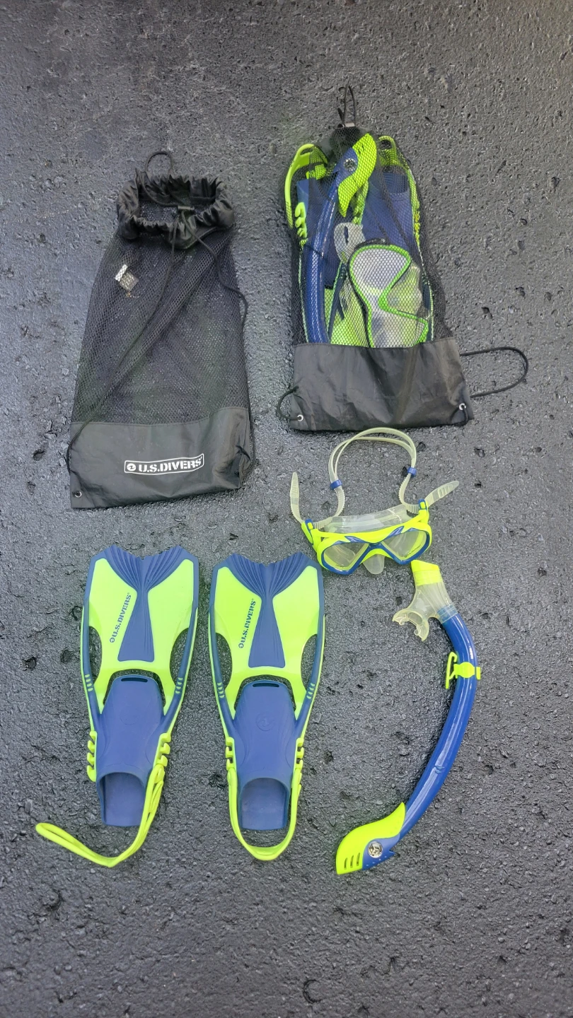 U.S. Divers Snorkel Set with Mask, Snorkel, and Fins