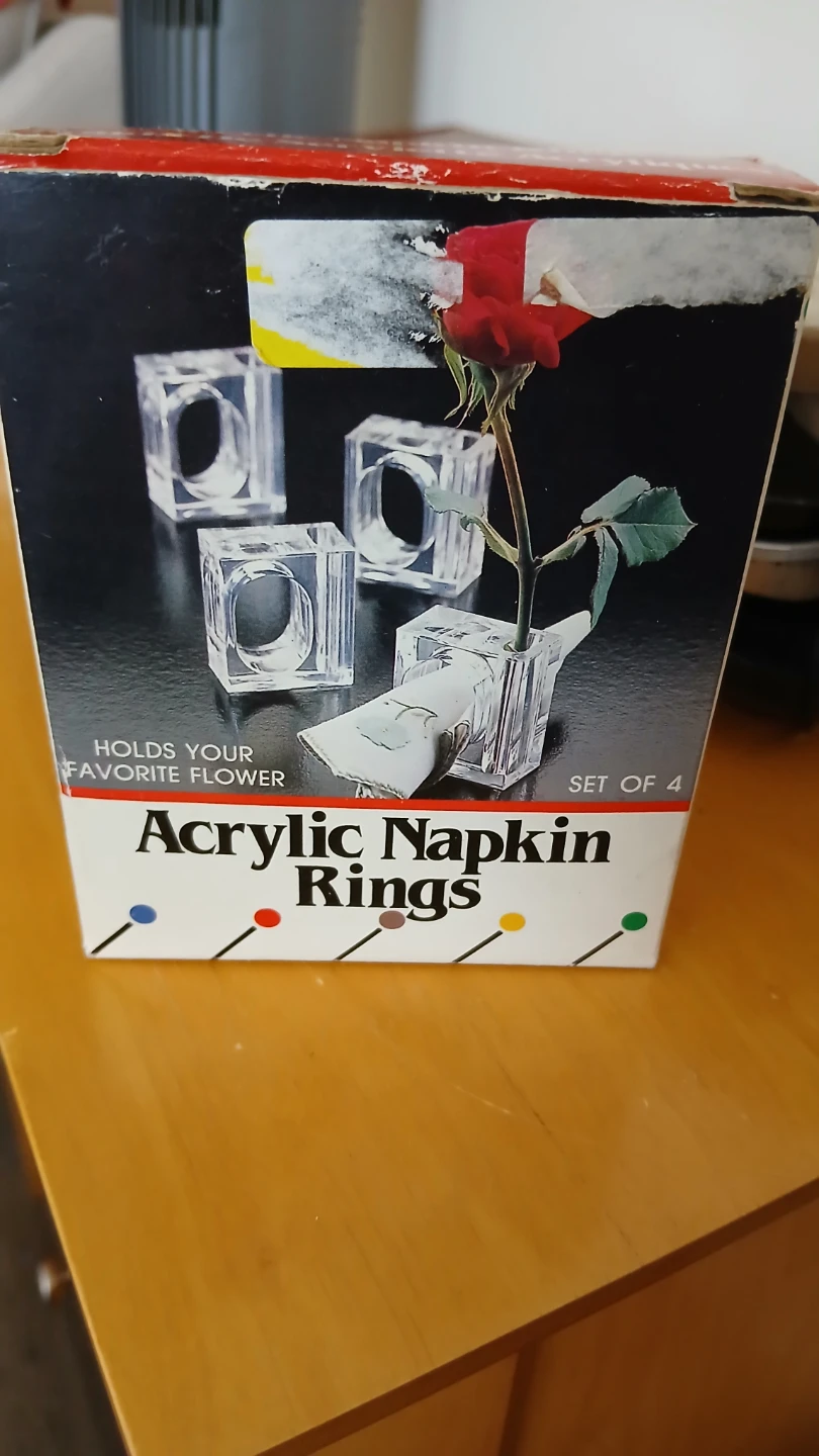 Acrylic Napkin Rings - Set of 4