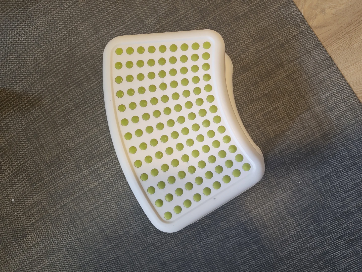White and Green Footstool - photo 2