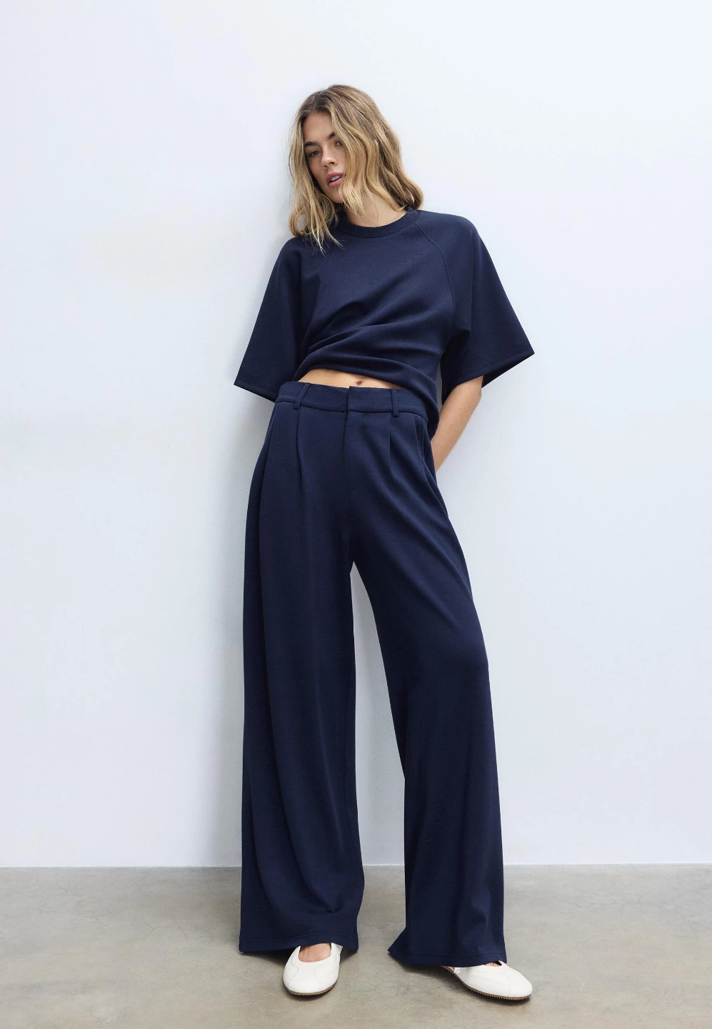 Stradivarius Navy Blue Wide Leg Trousers Size 6 - photo 3