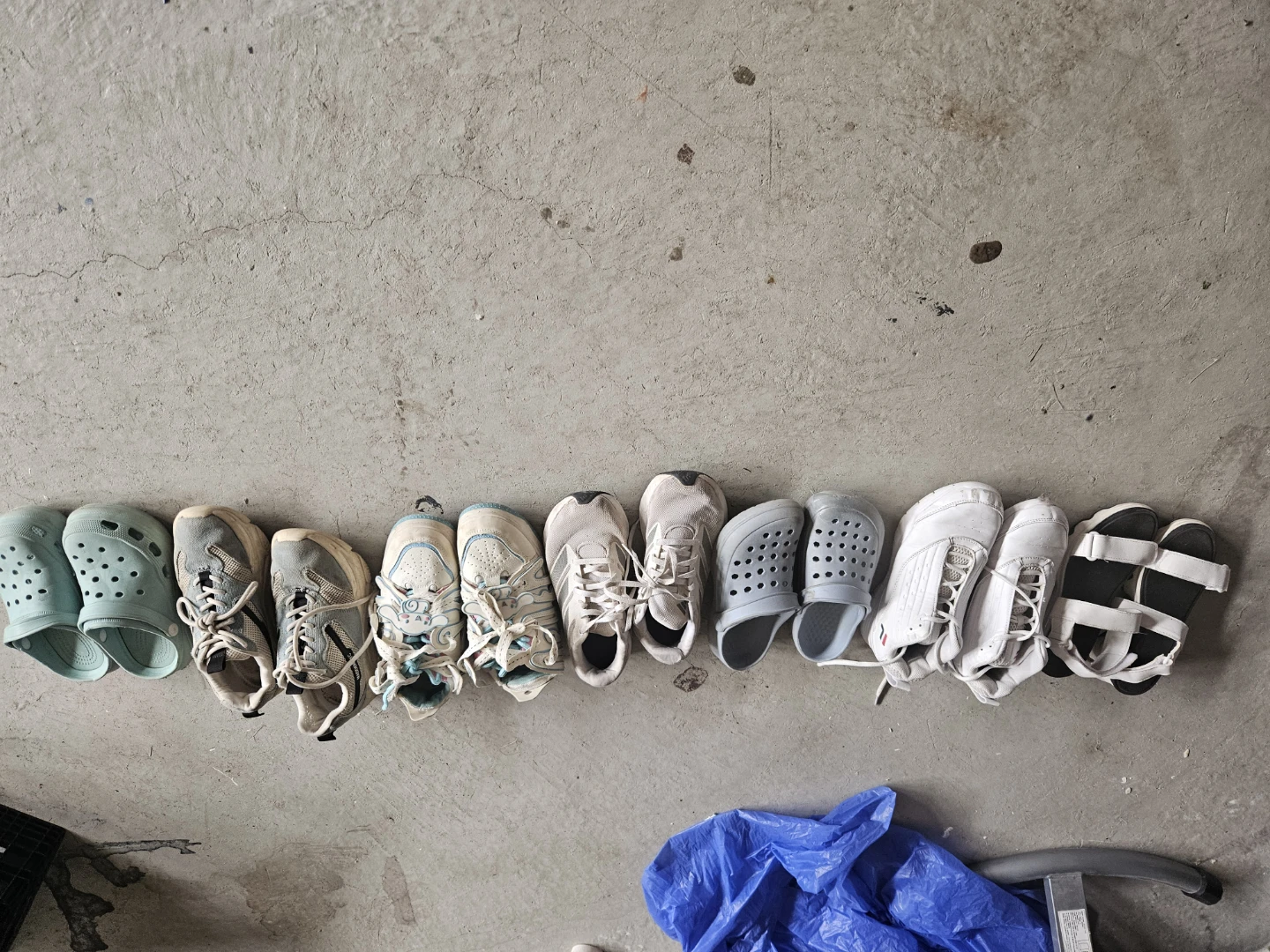 Fila White Athletic Shoes all of them are for 60 dm for one