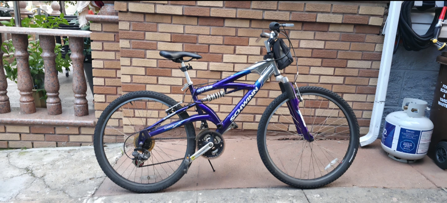 Schwinn GS25 26" Dual-Suspension Mountain Bike