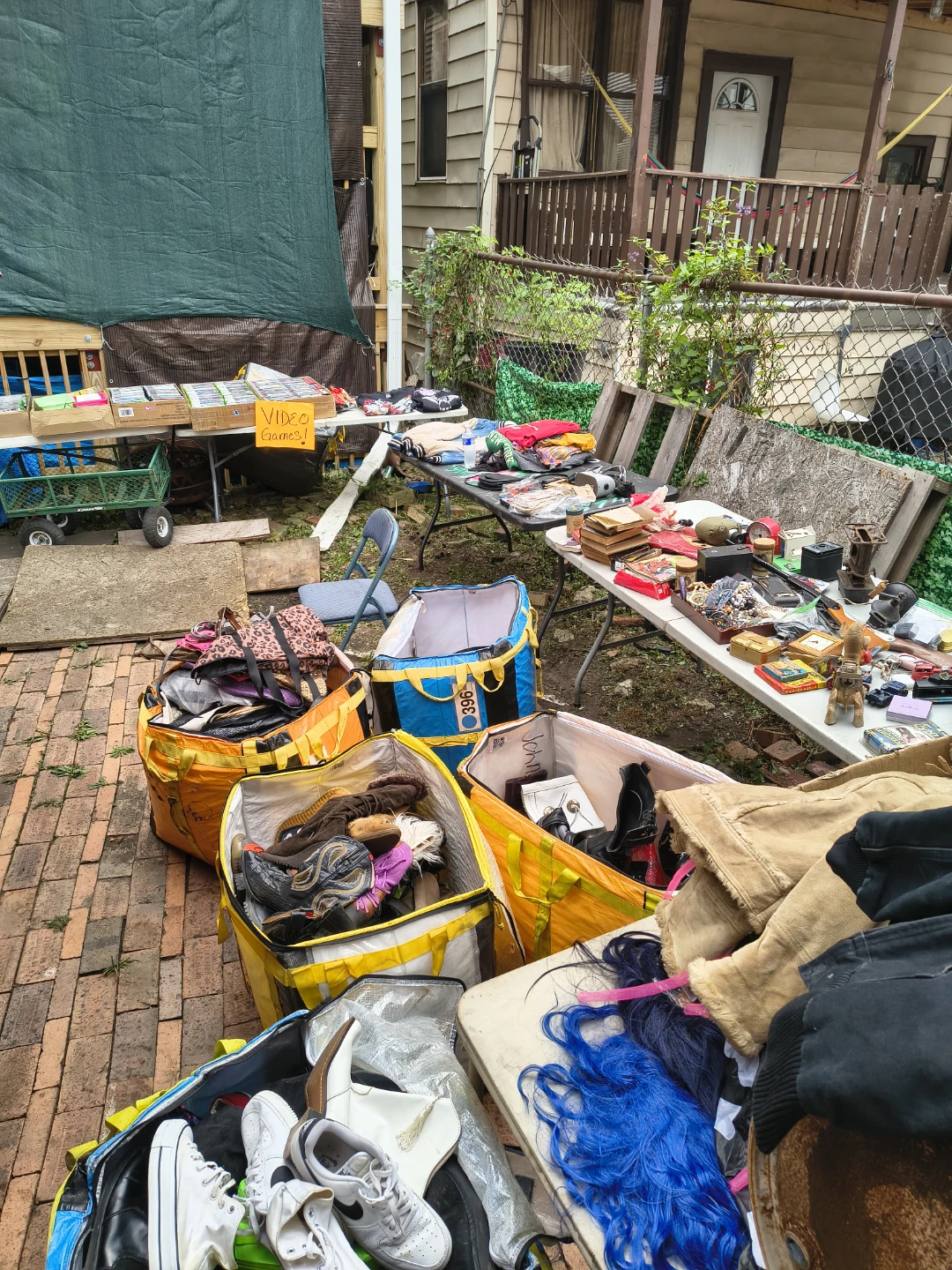 Garage sale today @ 2021 N POINT St 1pm Til 7pm August 29 - photo 5