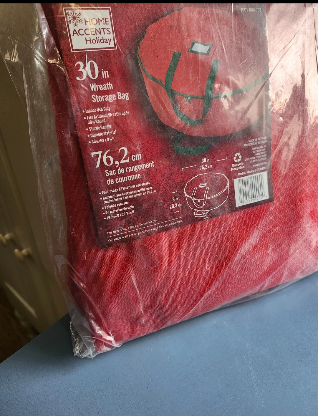 Home Accents Holiday 30 inch Wreath Storage Bag