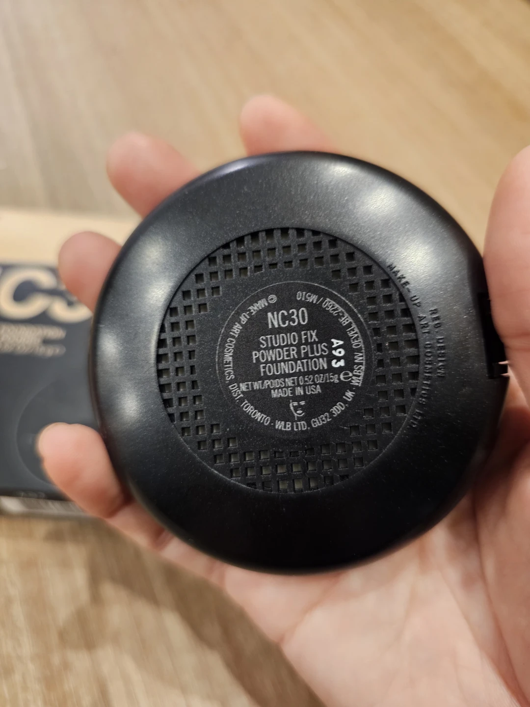 MAC Studio Fix Powder Plus Foundation NC30 - photo 5