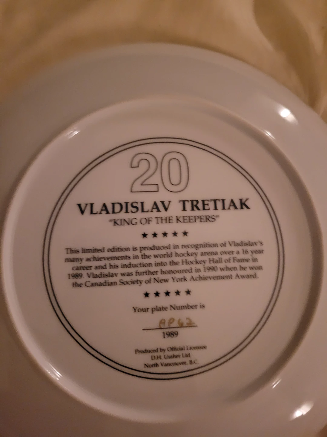 3 collectable plates - photo 2