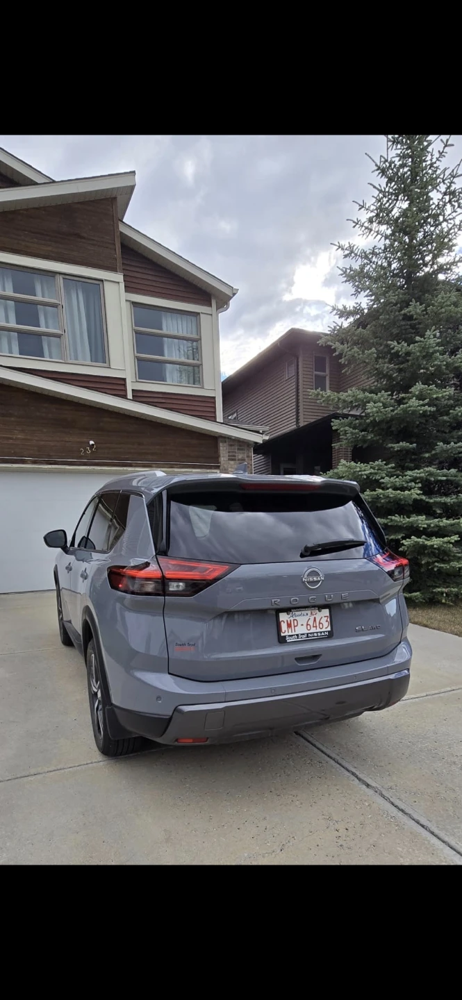 2025 nissan rogue SL - photo 3